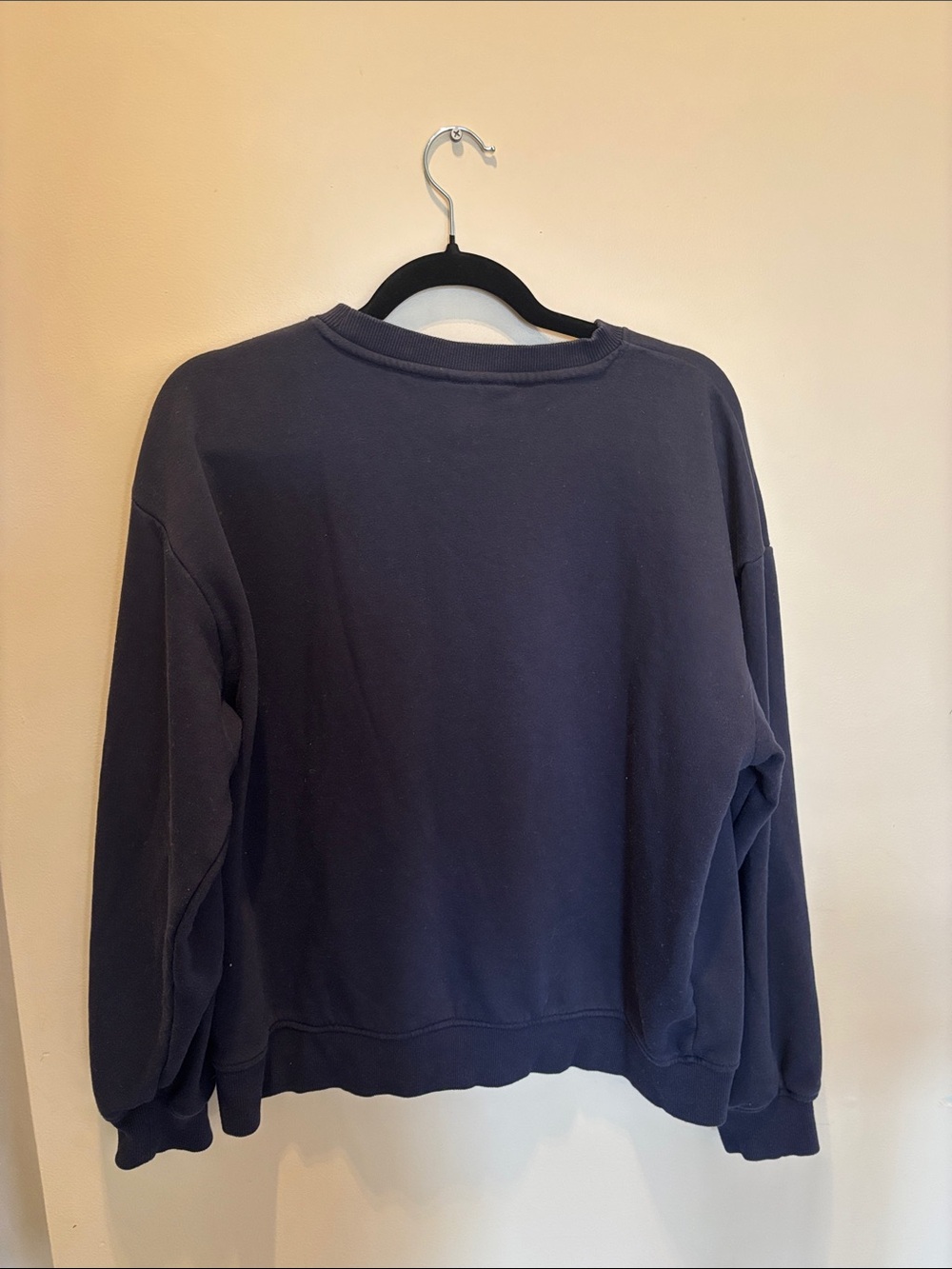 H&M Navy Beverly Hills Graphic Crewneck Sweatshirt - Picture 2 of 2